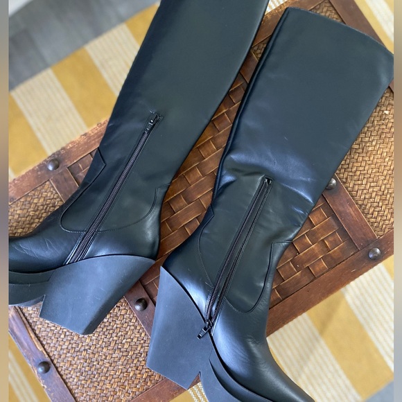 Gua Borghini Leather Platform Knee-High Boots - Picture 9 of 12